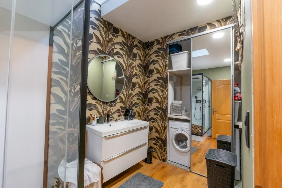 Sainte Savine - Plateau aménagé style « LOFT » - Image