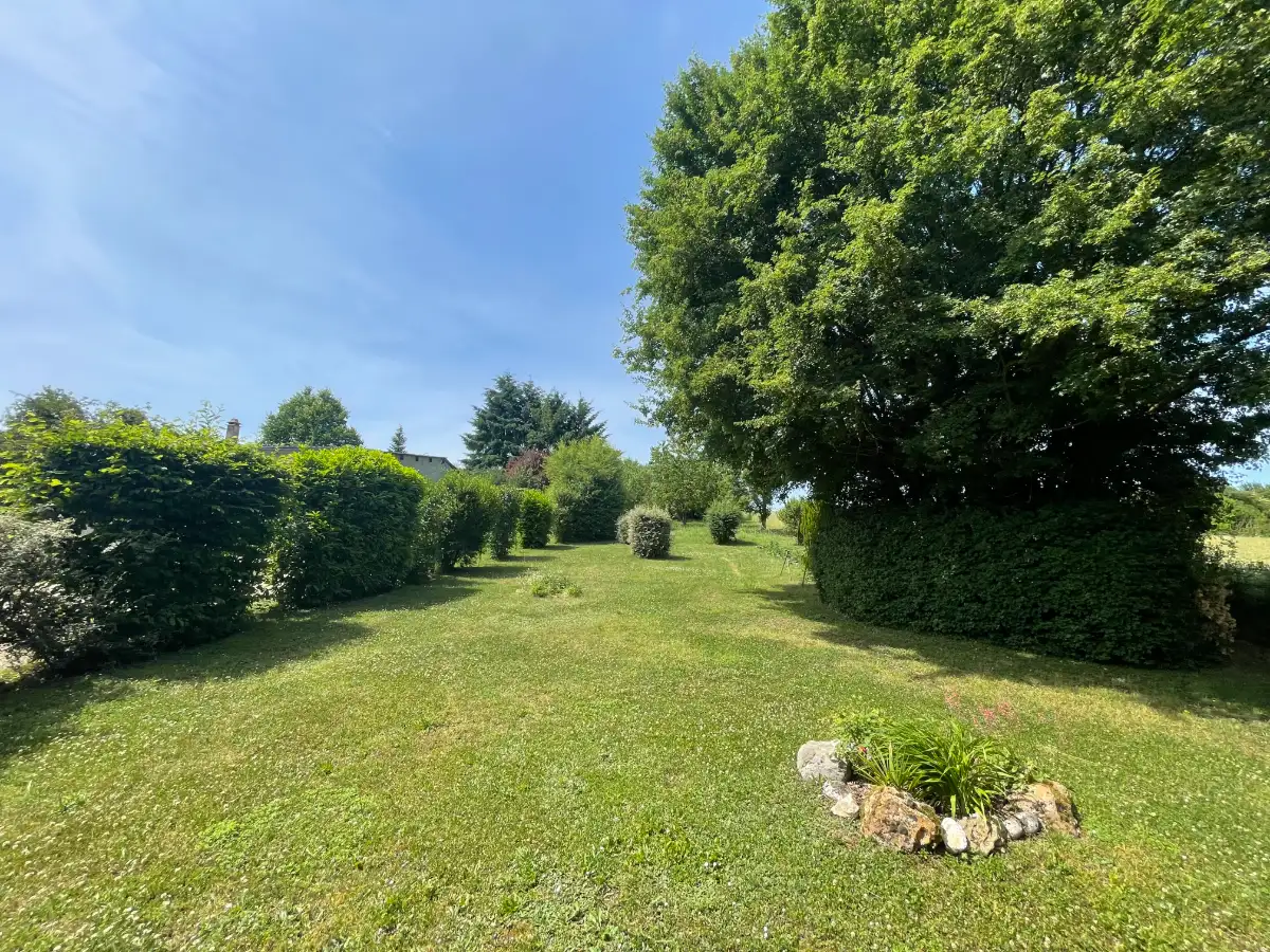 EXCLUSIVITE Forêt d'Othe à 25 km de Troyes, MAISON DE PAYS en parfait état - Image