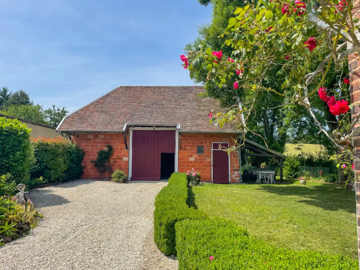 EXCLUSIVITE Forêt d'Othe à 25 km de Troyes, MAISON DE PAYS en parfait état - Image