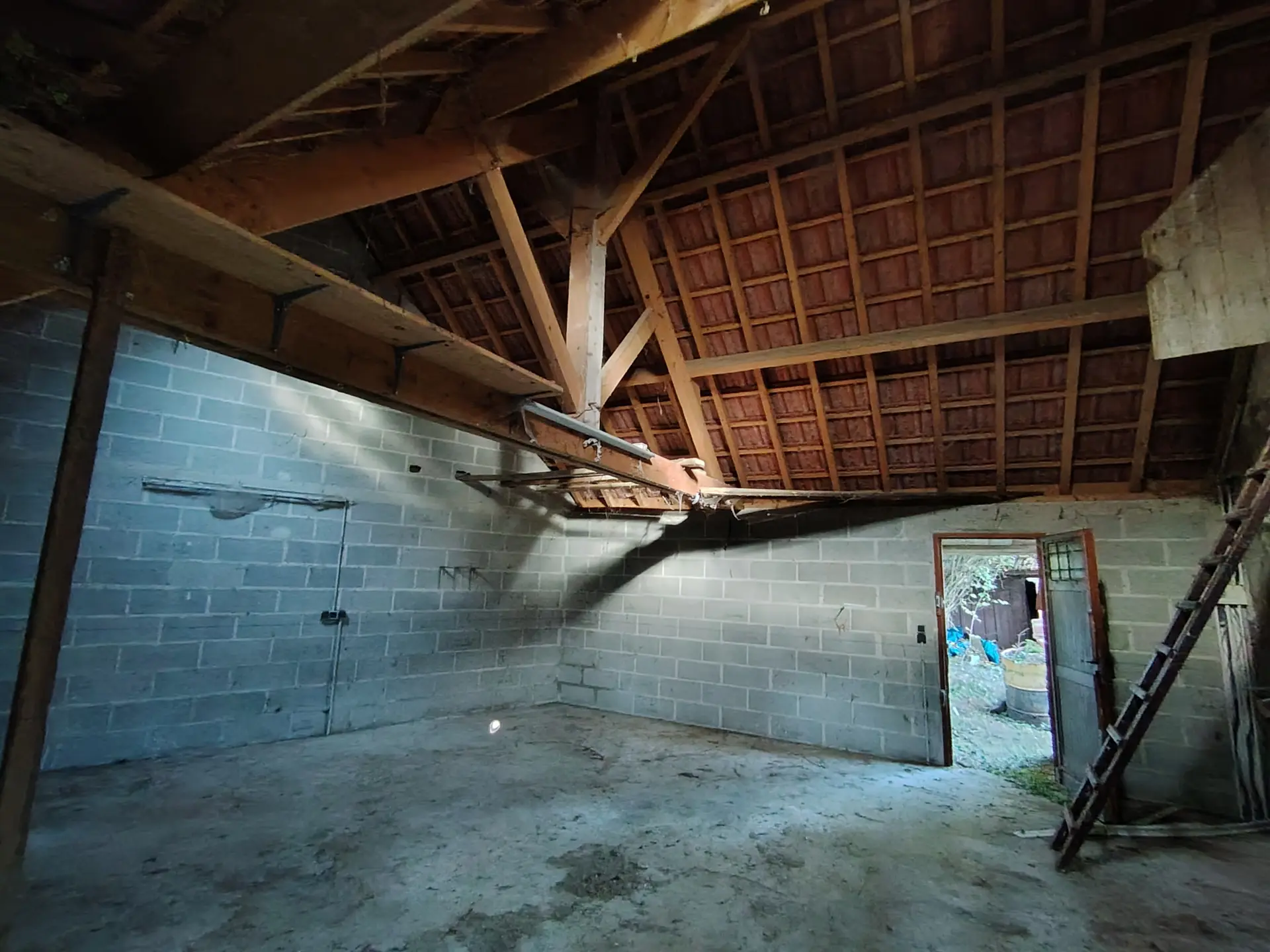 Châtres - MAISON à rénover - Image