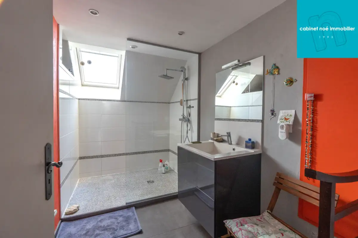 En bord de Seine - Maison atypique - Image