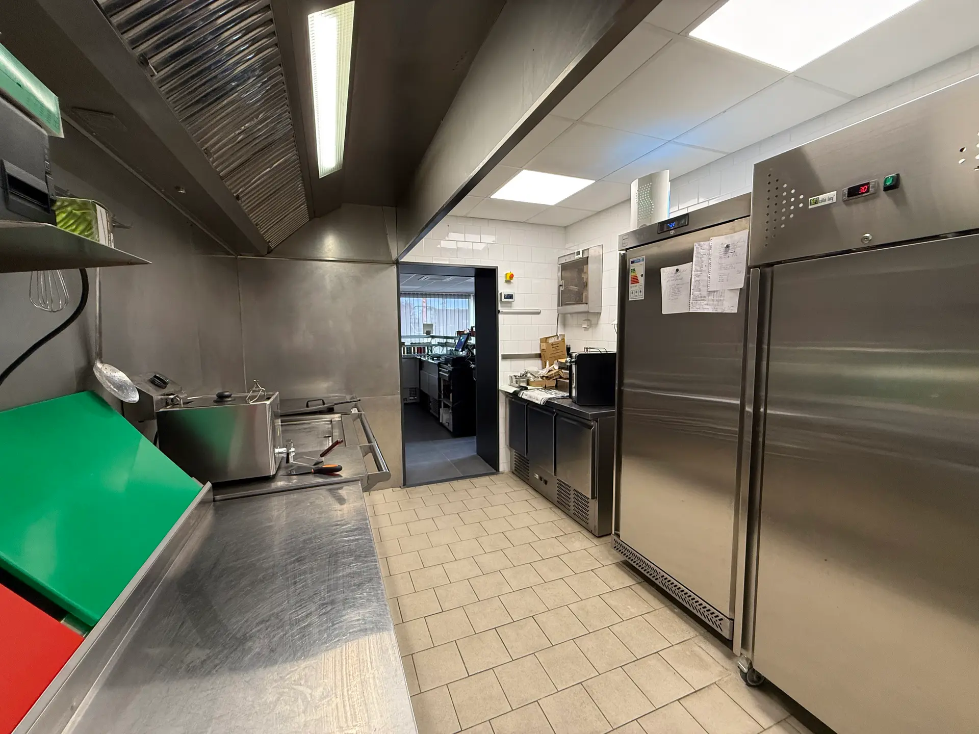 A 10 km des Lacs de la Forêt d'Orient - BATIMENT 260 m² - Image