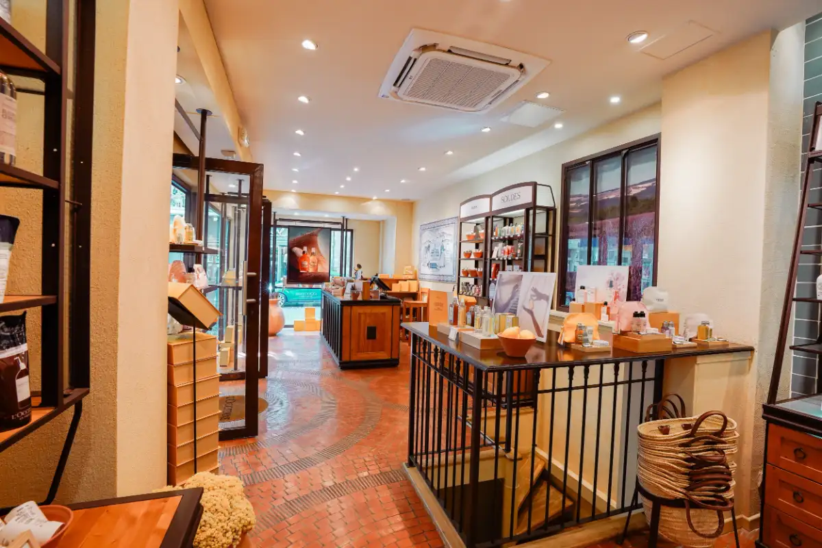 Troyes emplacement n°1 - DROIT AU BAIL local 43 m² - Image