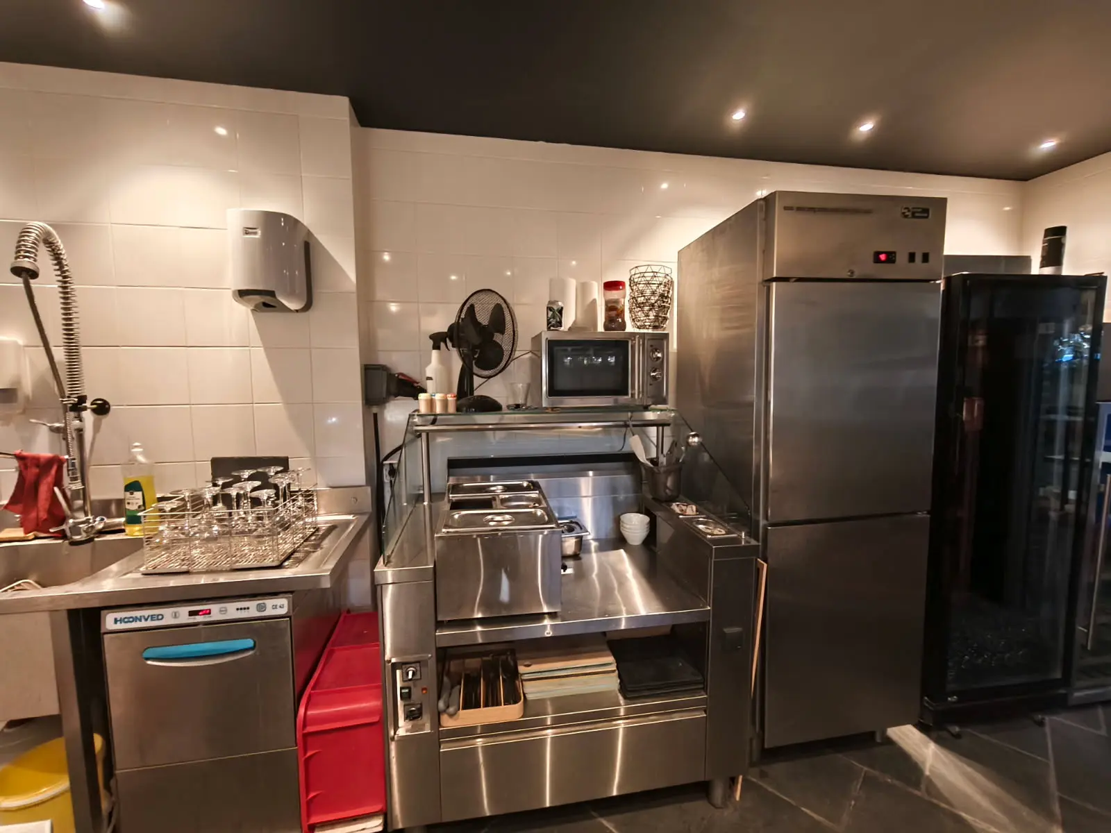 Marché des Halles Troyes - POINT DE VENTE AVEC MATERIEL - Image