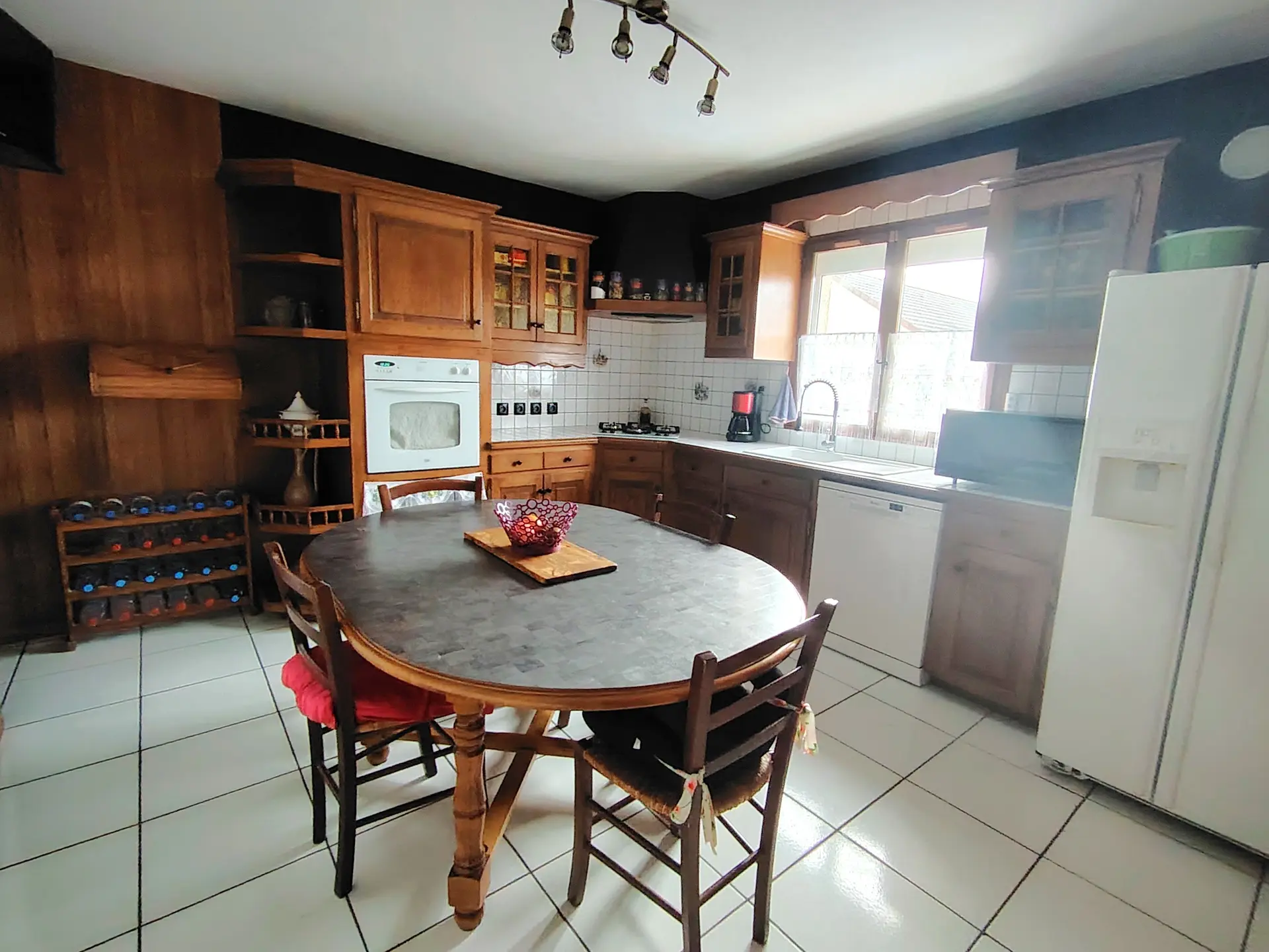 A 2 mn de Romilly sur Seine - MAISON construction traditionnelle avec piscine - Image