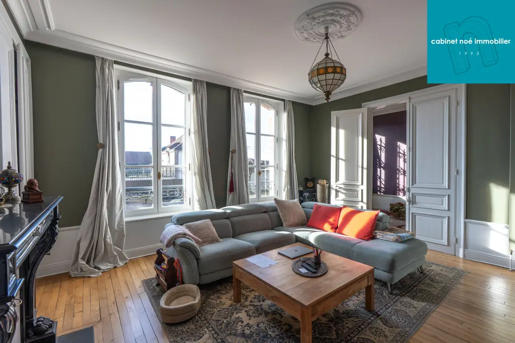 EXCLUSIVITE Lac de la Forêt d'Orient, DEMEURE D'EXCEPTION