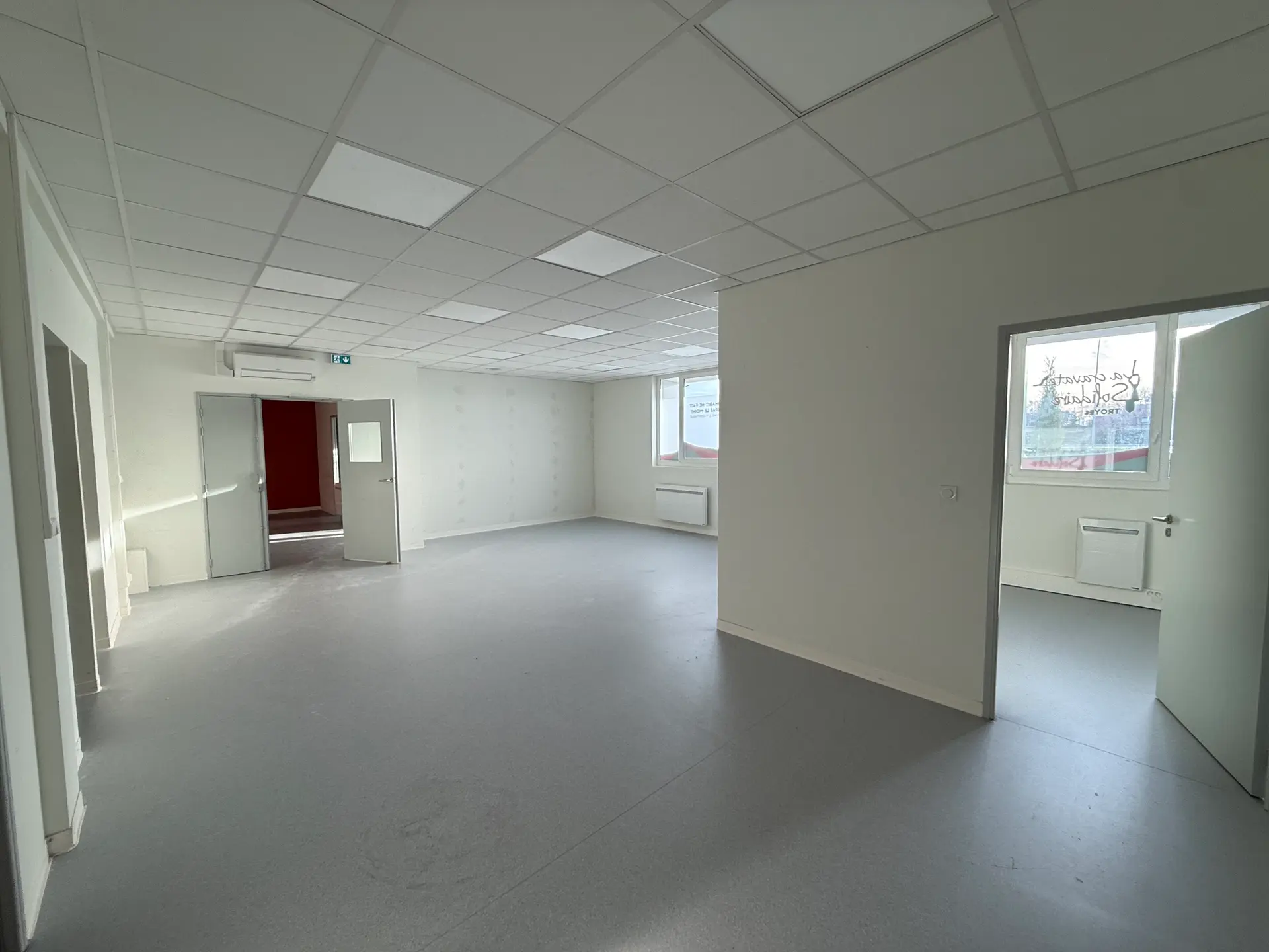 Pont Sainte Marie - Locaux 138 m²